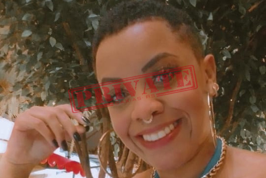 Acompanhante MELL - Sou uma morena cor do pecado de olhos claros bonita de corpo e rosto, simpática e educada. Faço também massagem erótica (opcional). Estilo namoradinha, carinhosa faço oral babadinho, mas ressalto a higiene sempre. Atendimento diferenciado para homens de bom gosto.